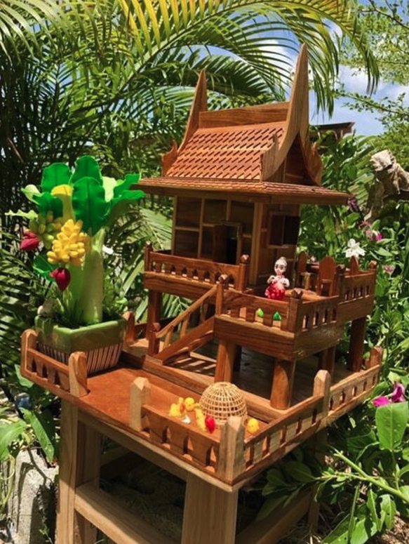 The free spirits wooden house The free spirits wooden house
